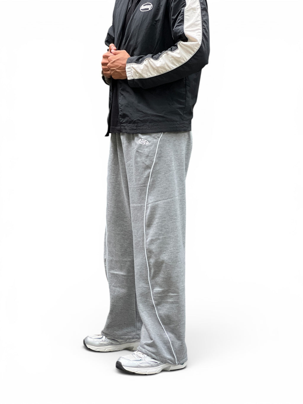 LOOSE FIT TRACK PANT -LIGHT GREY  (LYCRA LOOPKNIT WITH FLEECE)