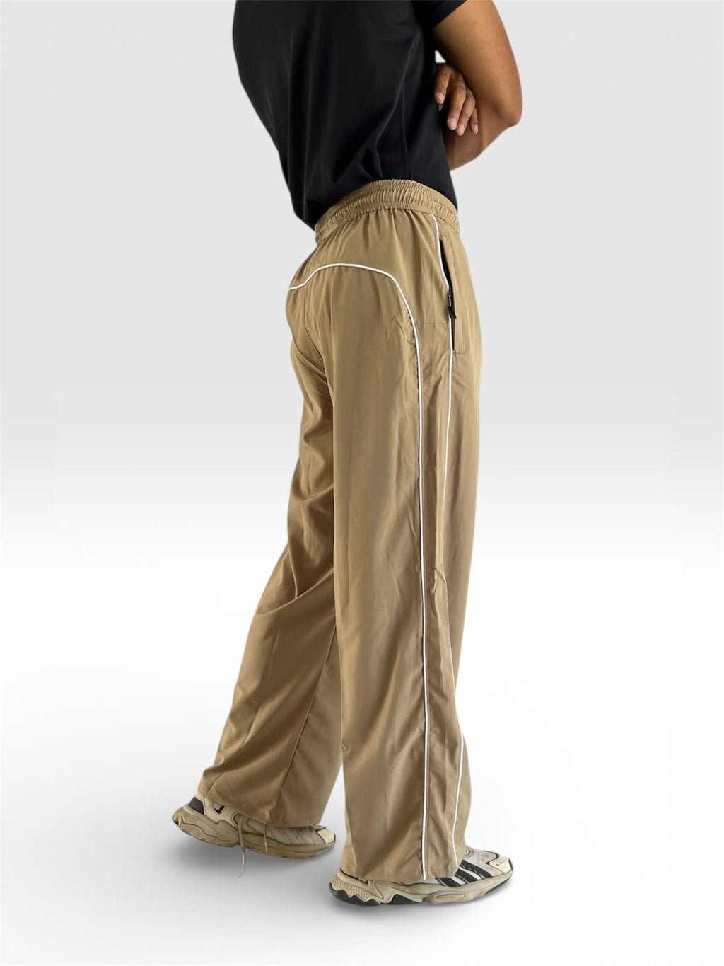 PIPING LOOSE FIT TRACK PANTS-CAMEL BEIGE